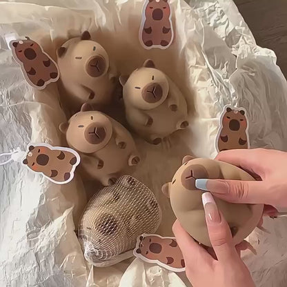 Brinquedo Squeeze de Capivara Anti-Stress